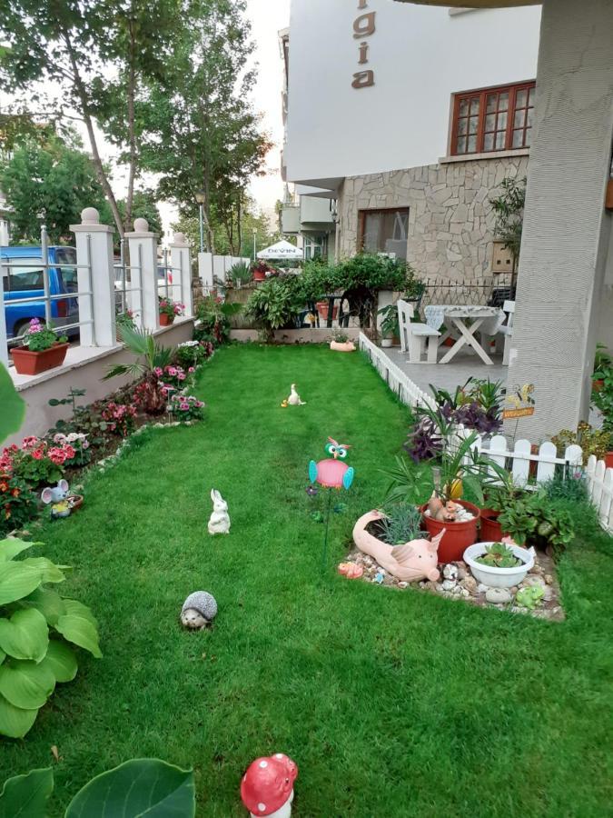 Guest House Kostovi คีตาน ภายนอก รูปภาพ