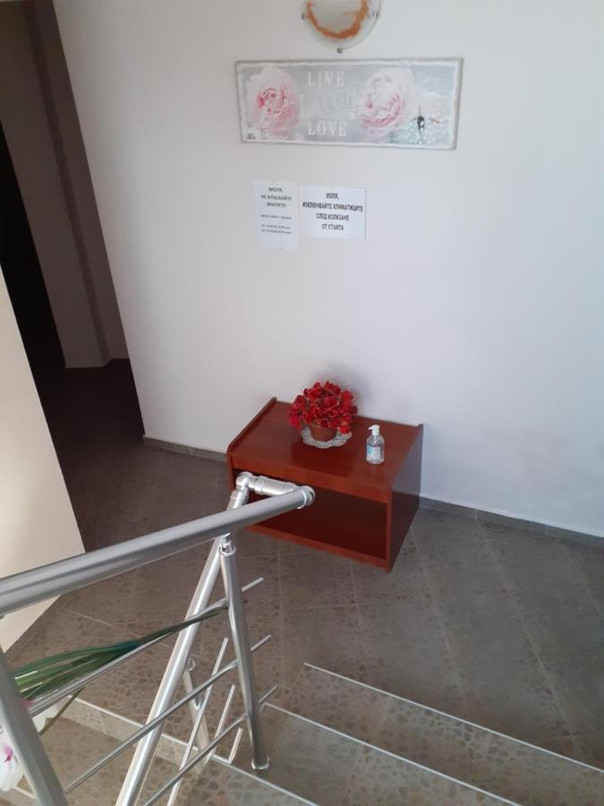 Guest House Kostovi คีตาน ภายนอก รูปภาพ