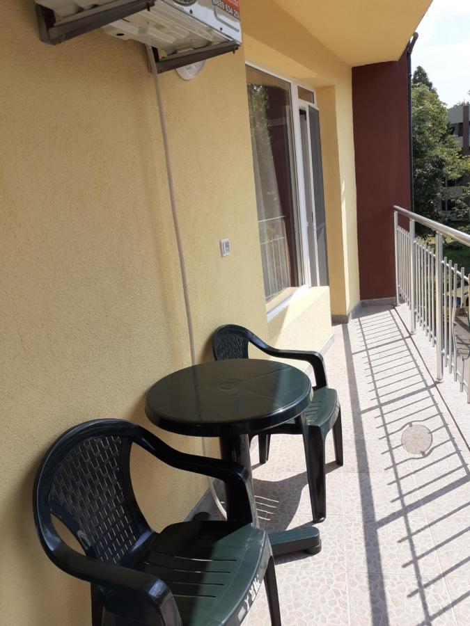 Guest House Kostovi คีตาน ห้อง รูปภาพ