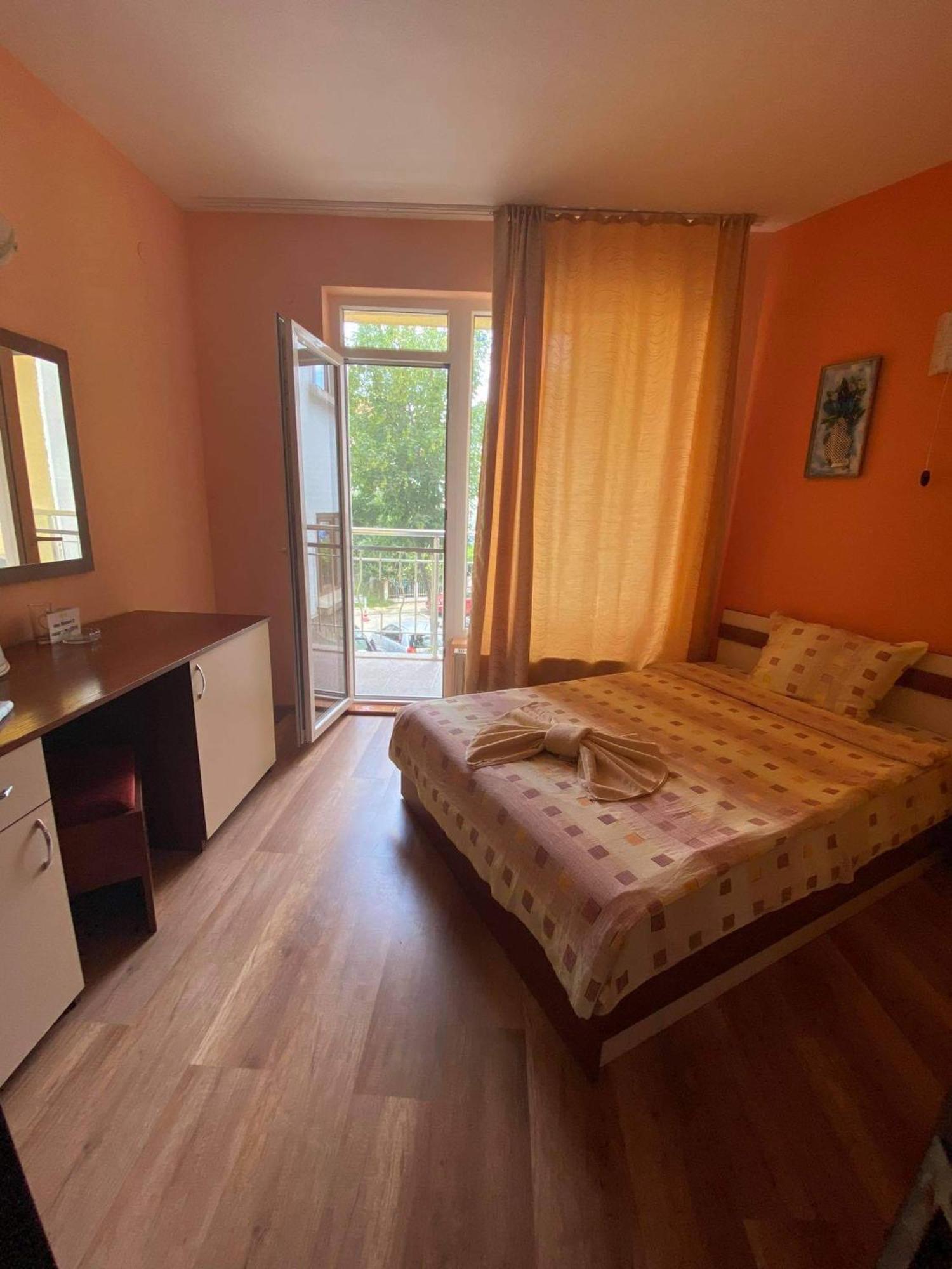 Guest House Kostovi คีตาน ห้อง รูปภาพ