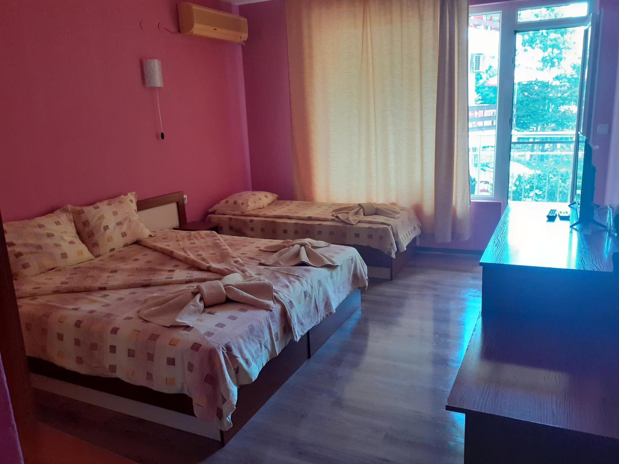 Guest House Kostovi คีตาน ห้อง รูปภาพ