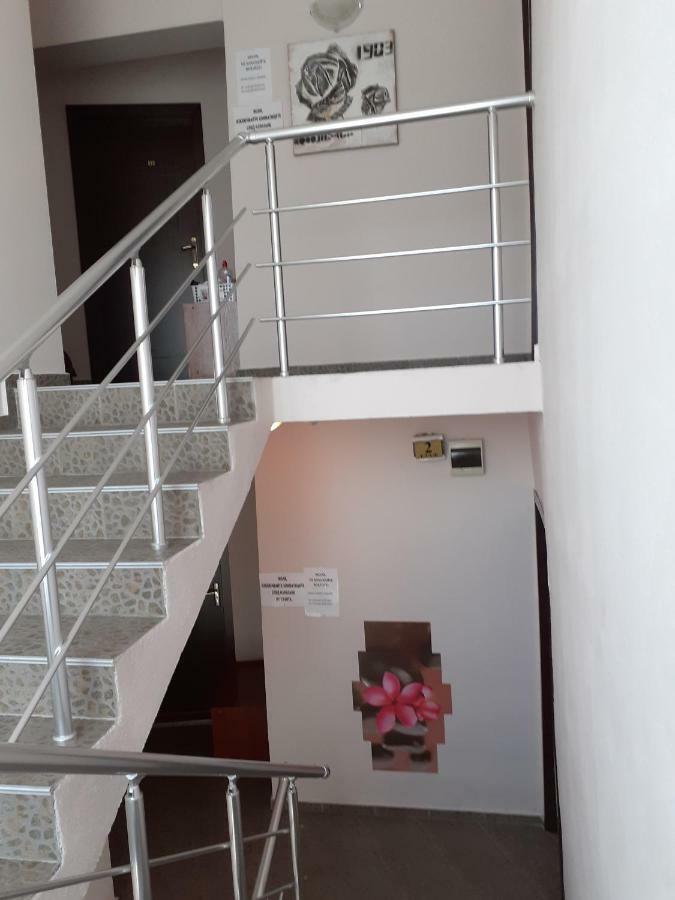 Guest House Kostovi คีตาน ภายนอก รูปภาพ